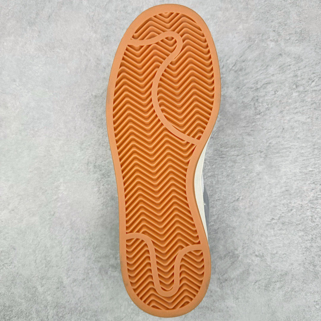 Adidas campus