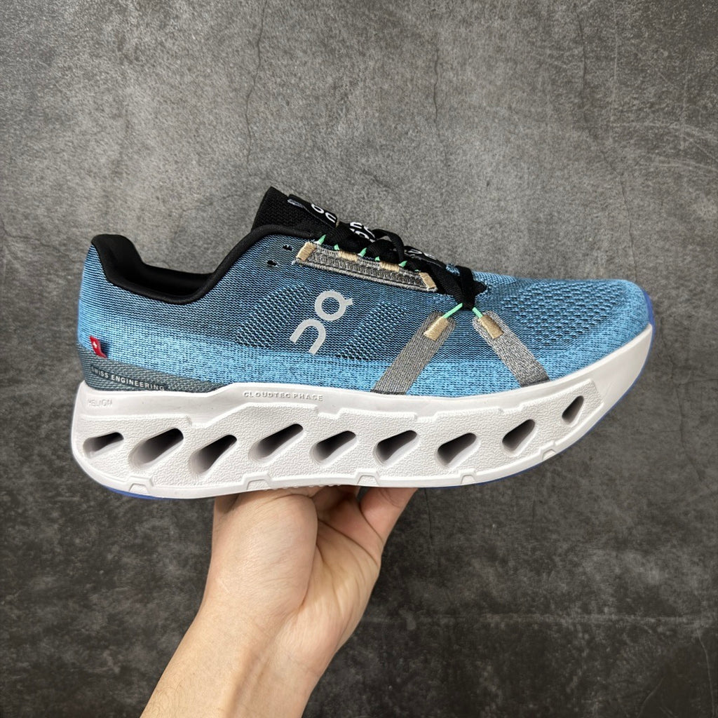 Zapatilla ON En Cloudeclipse