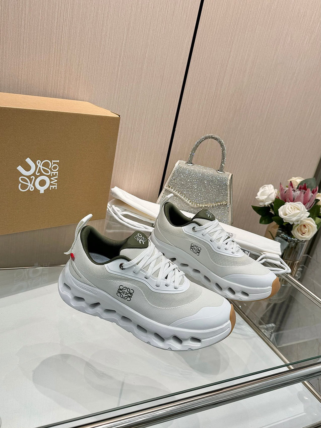 Loewe x on cloudtilt