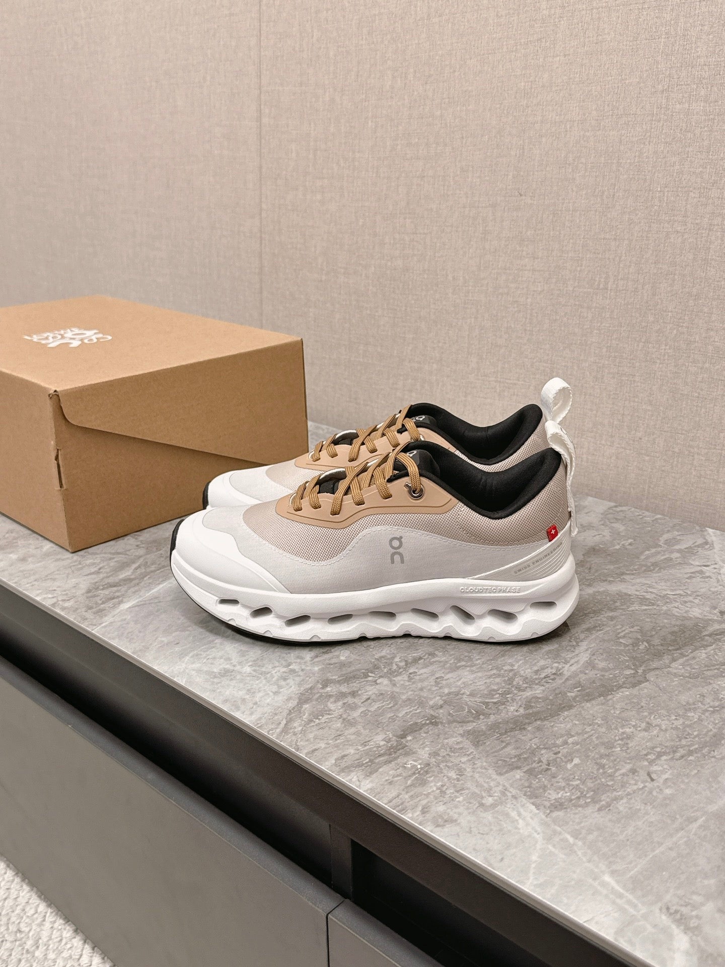 Loewe x on cioudtilt 2.0