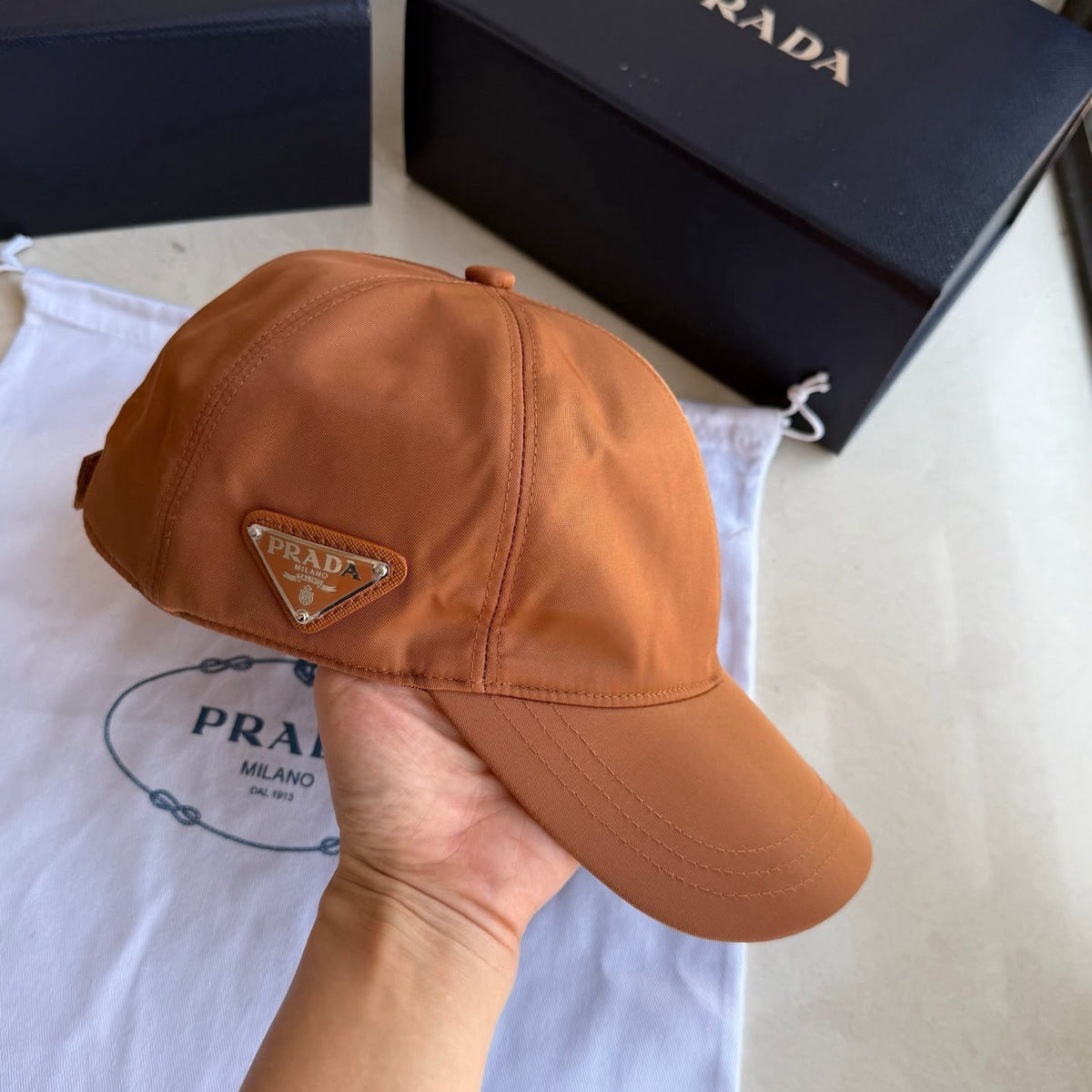 Gorra Prada