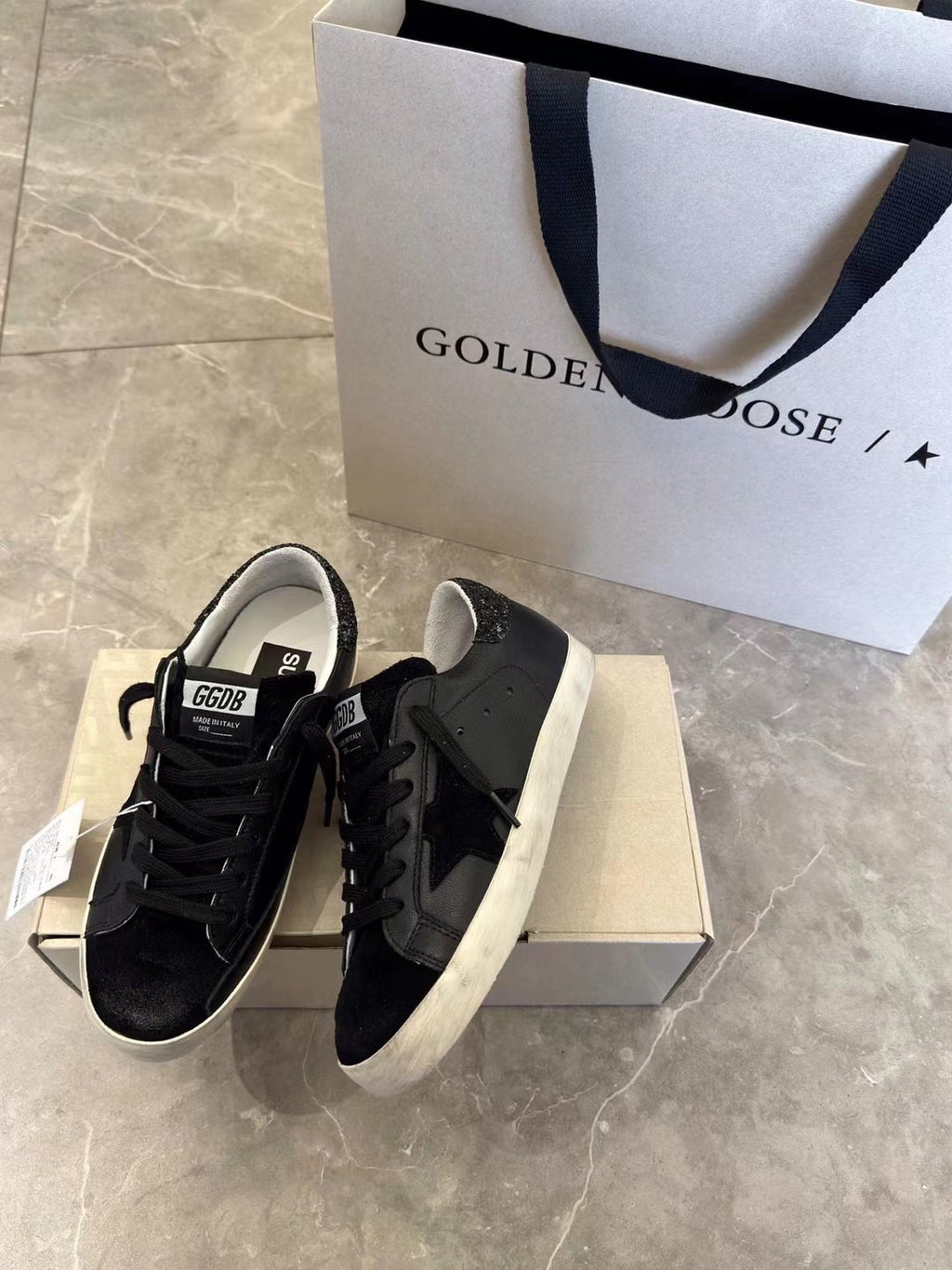 Golden Goose Super-Star