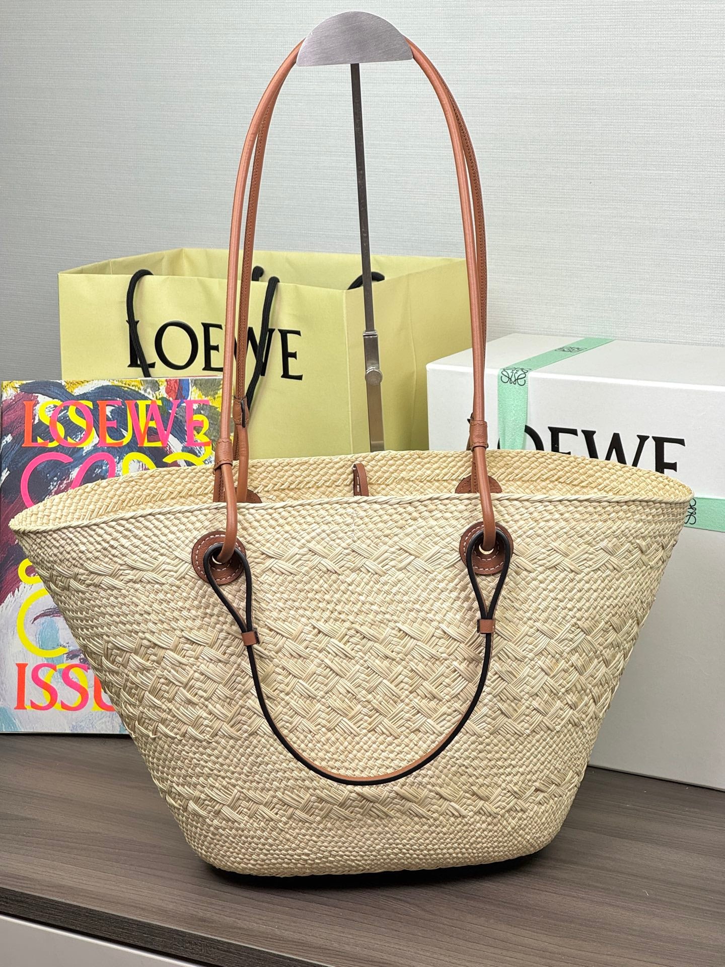 Bolso capazo Anagram LOEWE