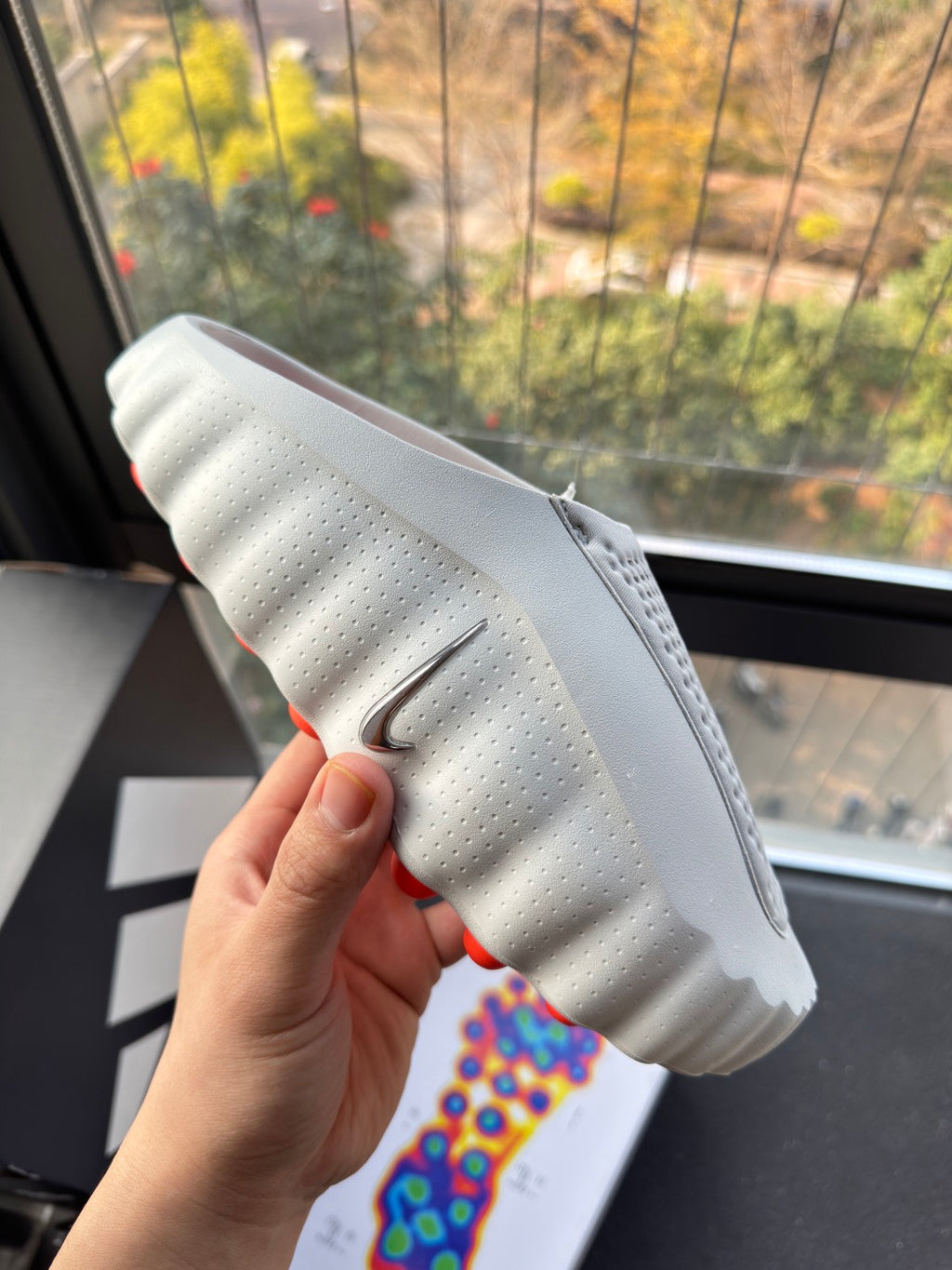 NIKE MIND 001