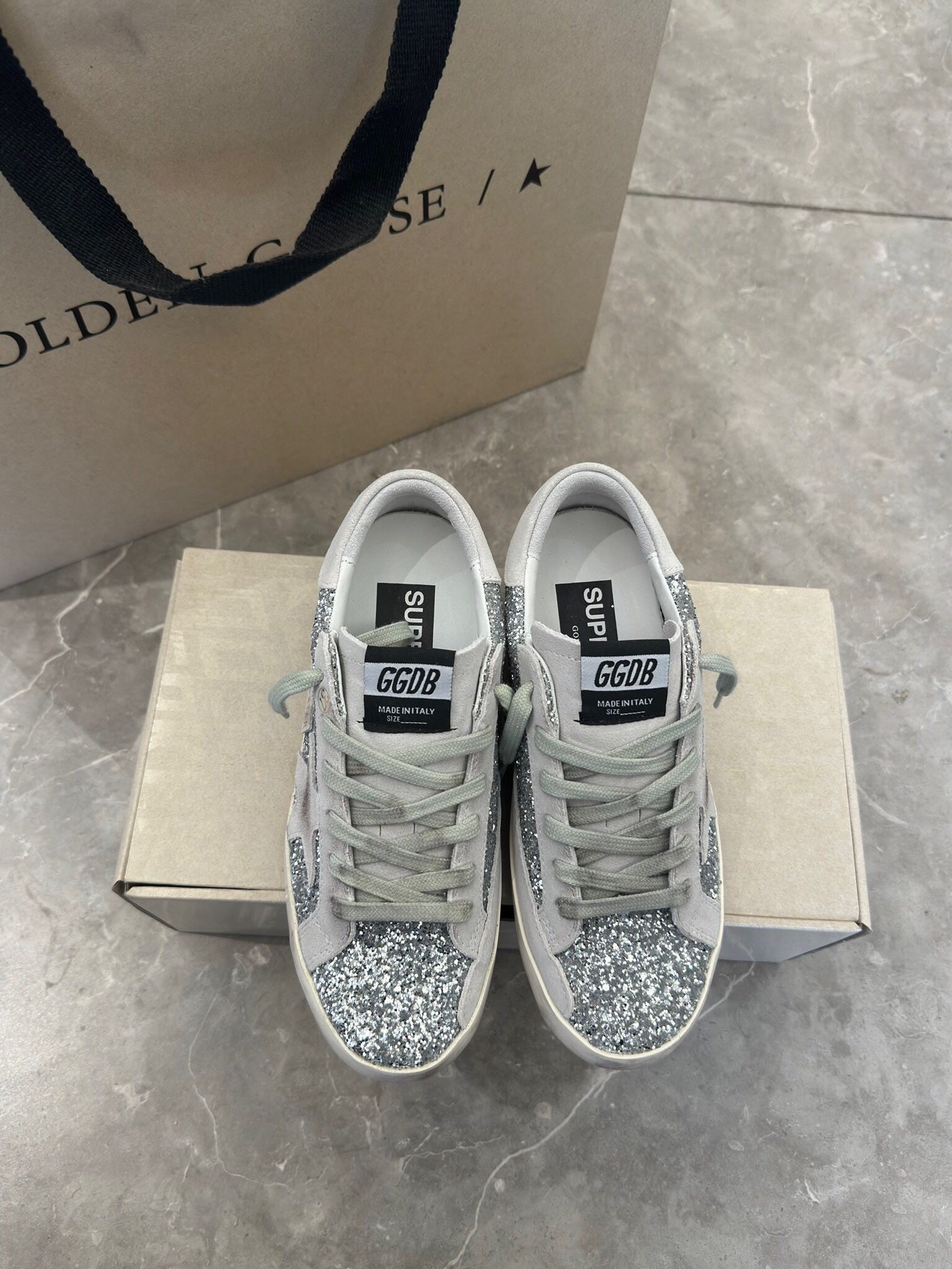 Golden Goose Super-Star