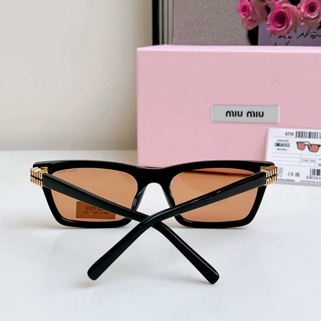 Gafas de sol miu miu