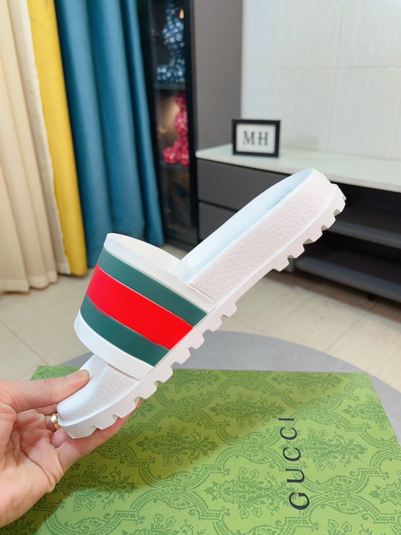 Chanclas Gucci