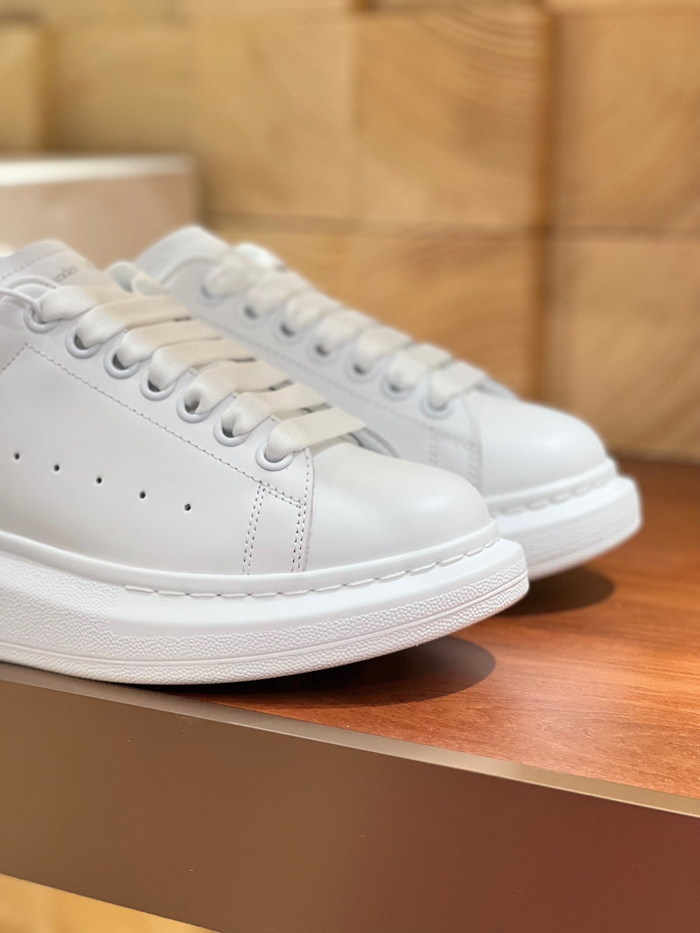 Alexander Mcqueen