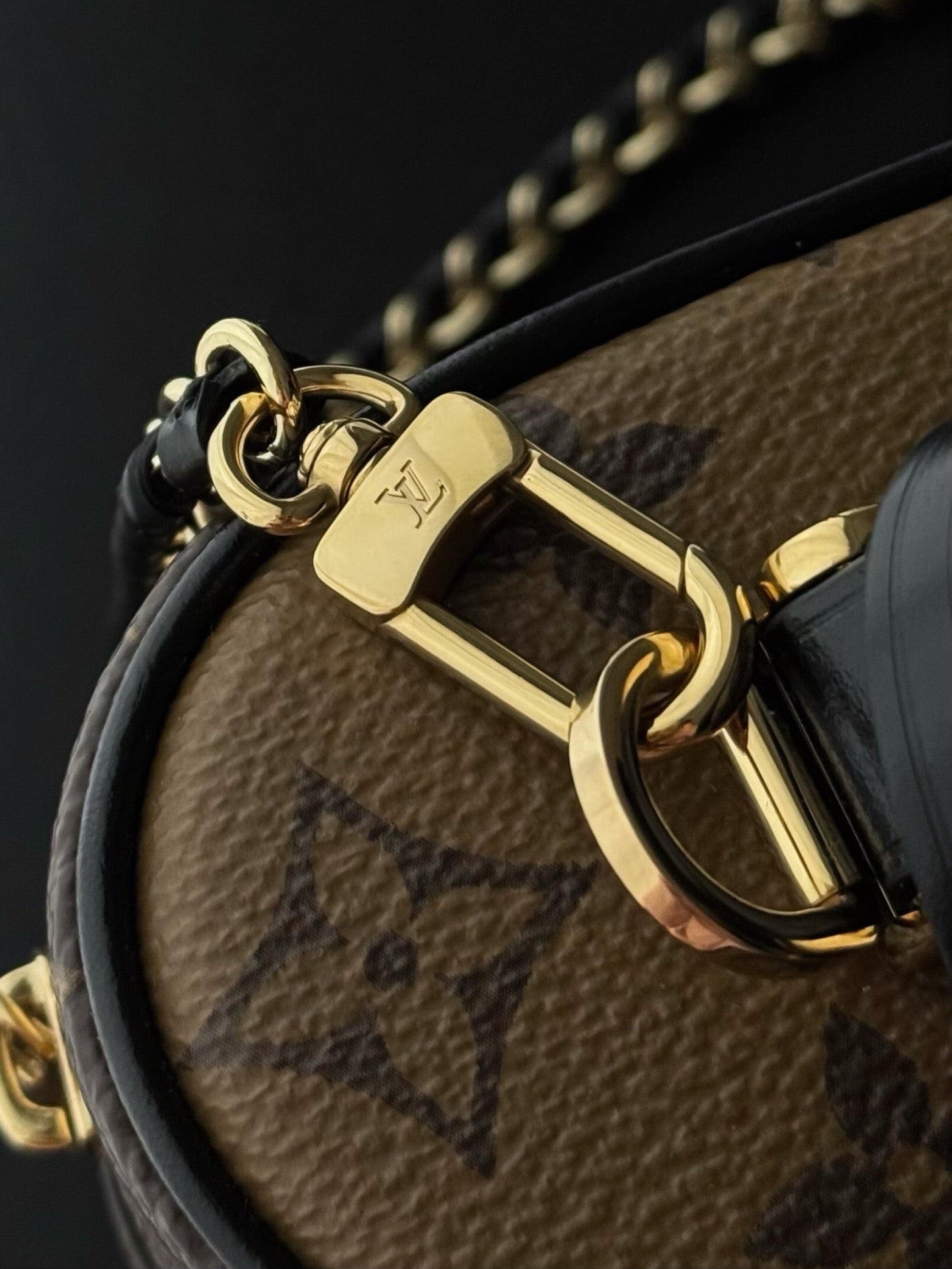 Bolso Vanity Chain Pouch LOUIS VUITTON