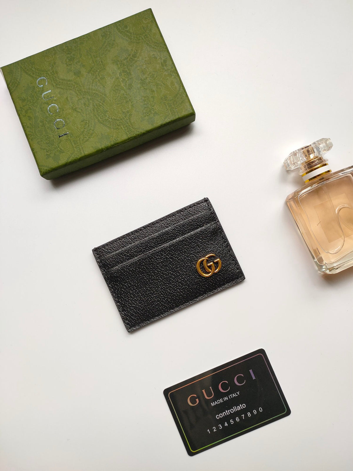 Tarjetero Gucci