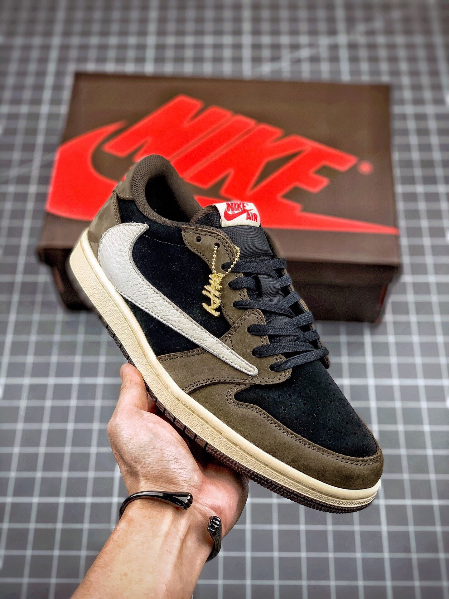 Zapatillas Nike TS x Air Jordan 1 Low