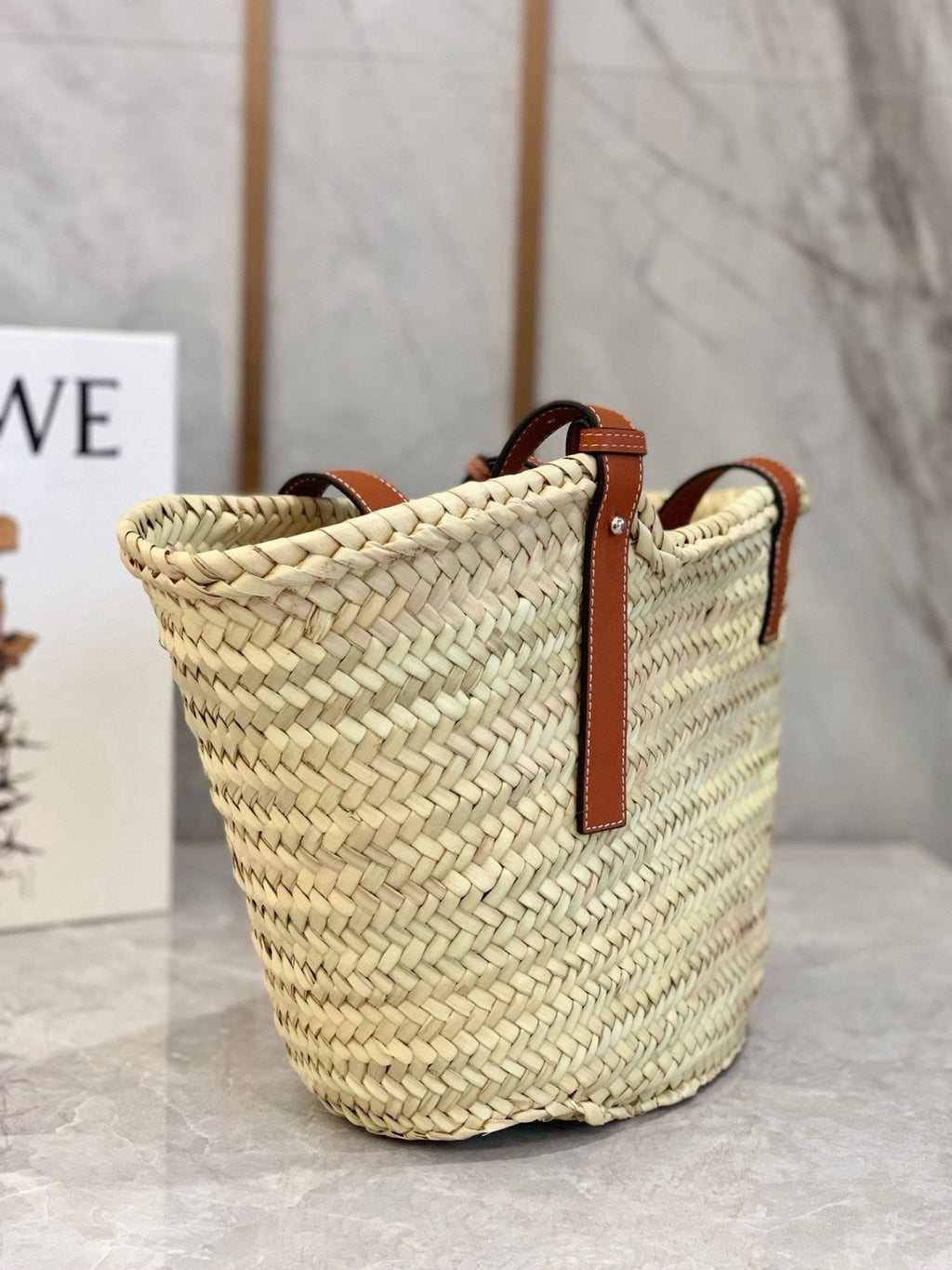 Bolso capazo en hoja de palma LOEWE