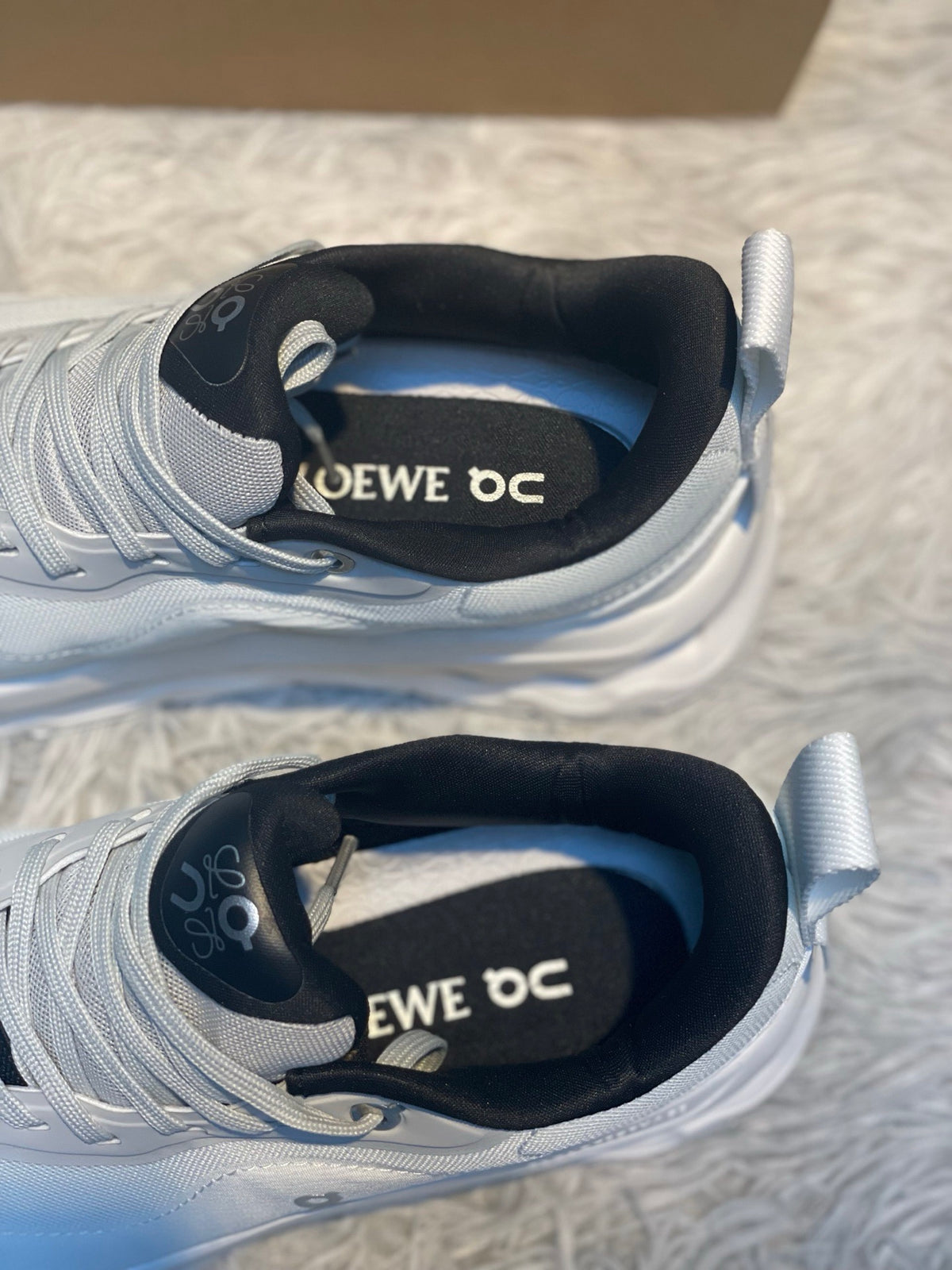 LOEWE x On