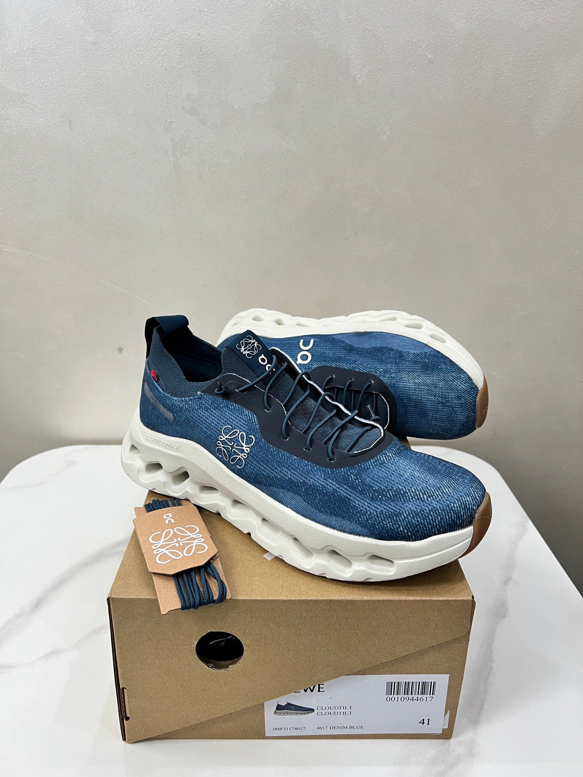 LOEWE x On