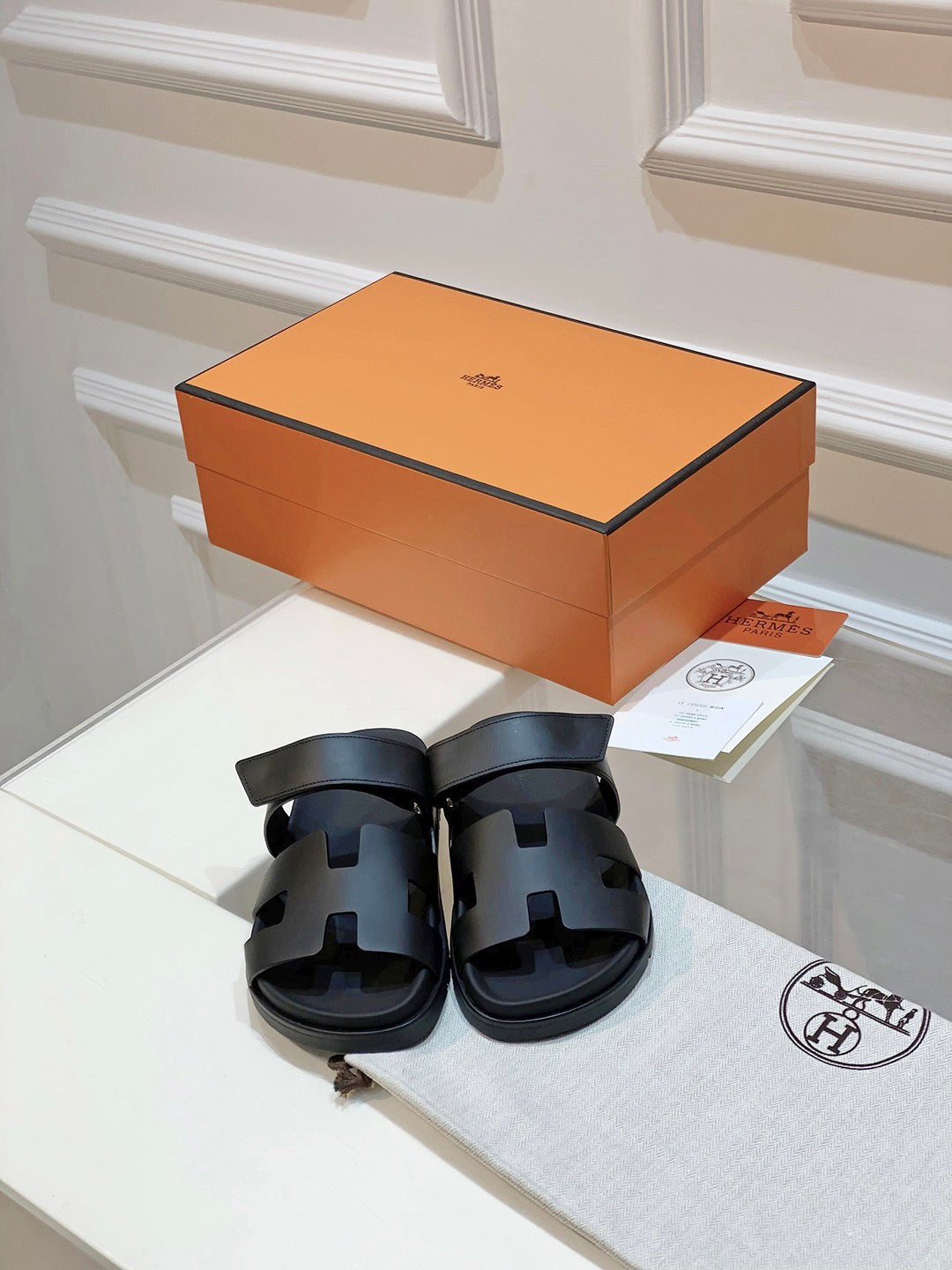 Sandalia Hermes