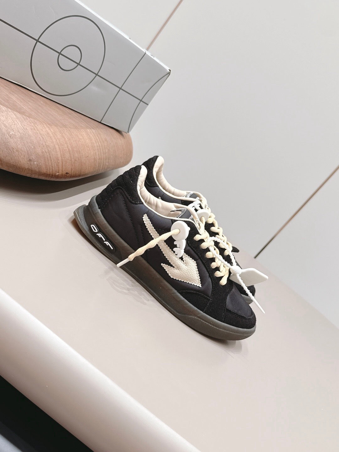 Off-White