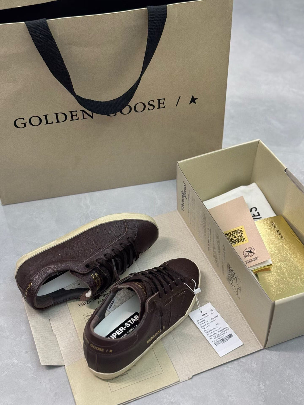 Golden Goose Superstar