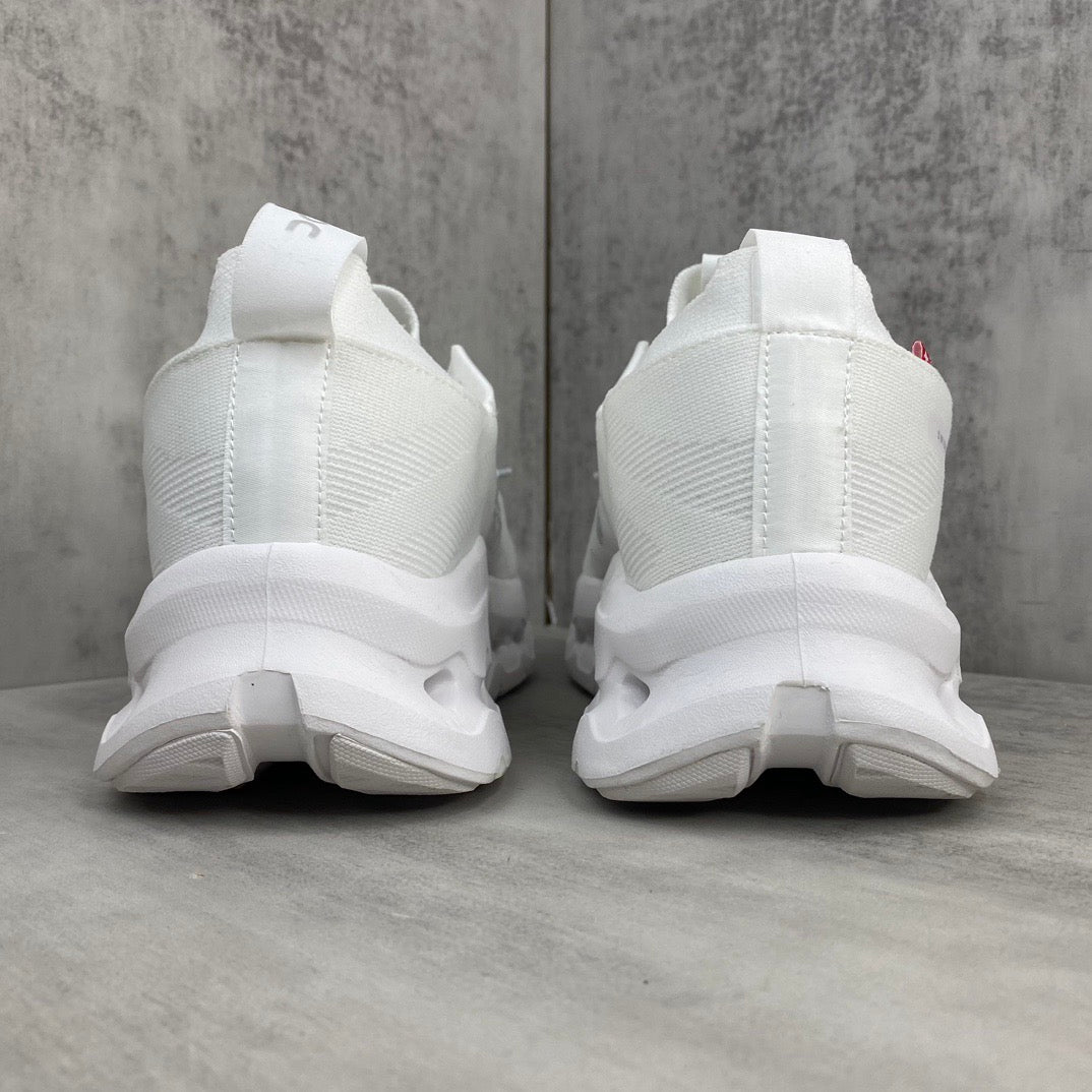 Zapatillas On Running x Loewe Cloudtilt