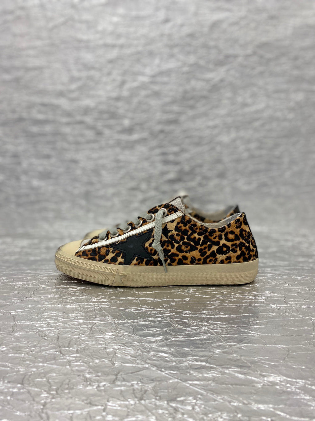 Golden Goose VSTAR2