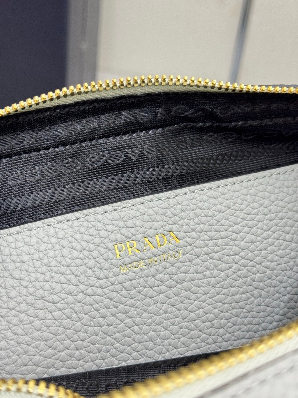 Bolso Prada
