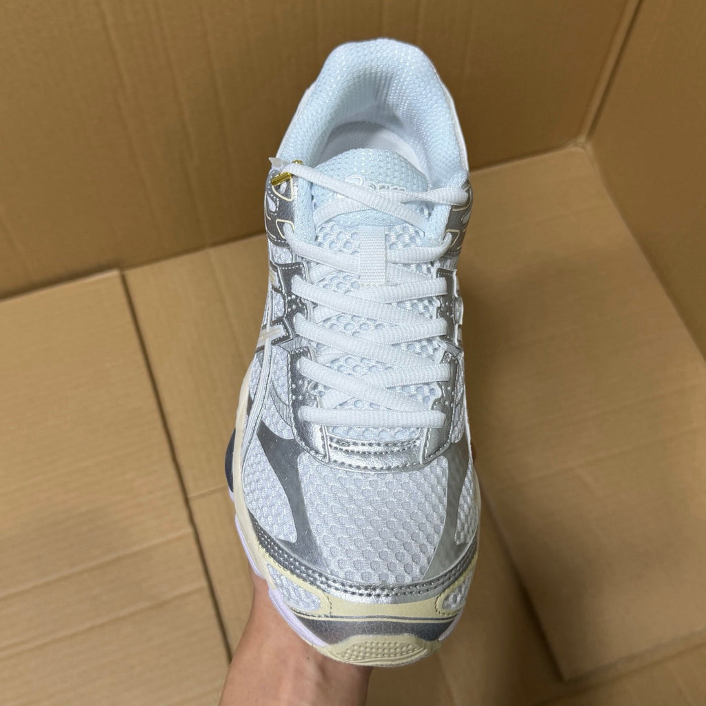 ASICS