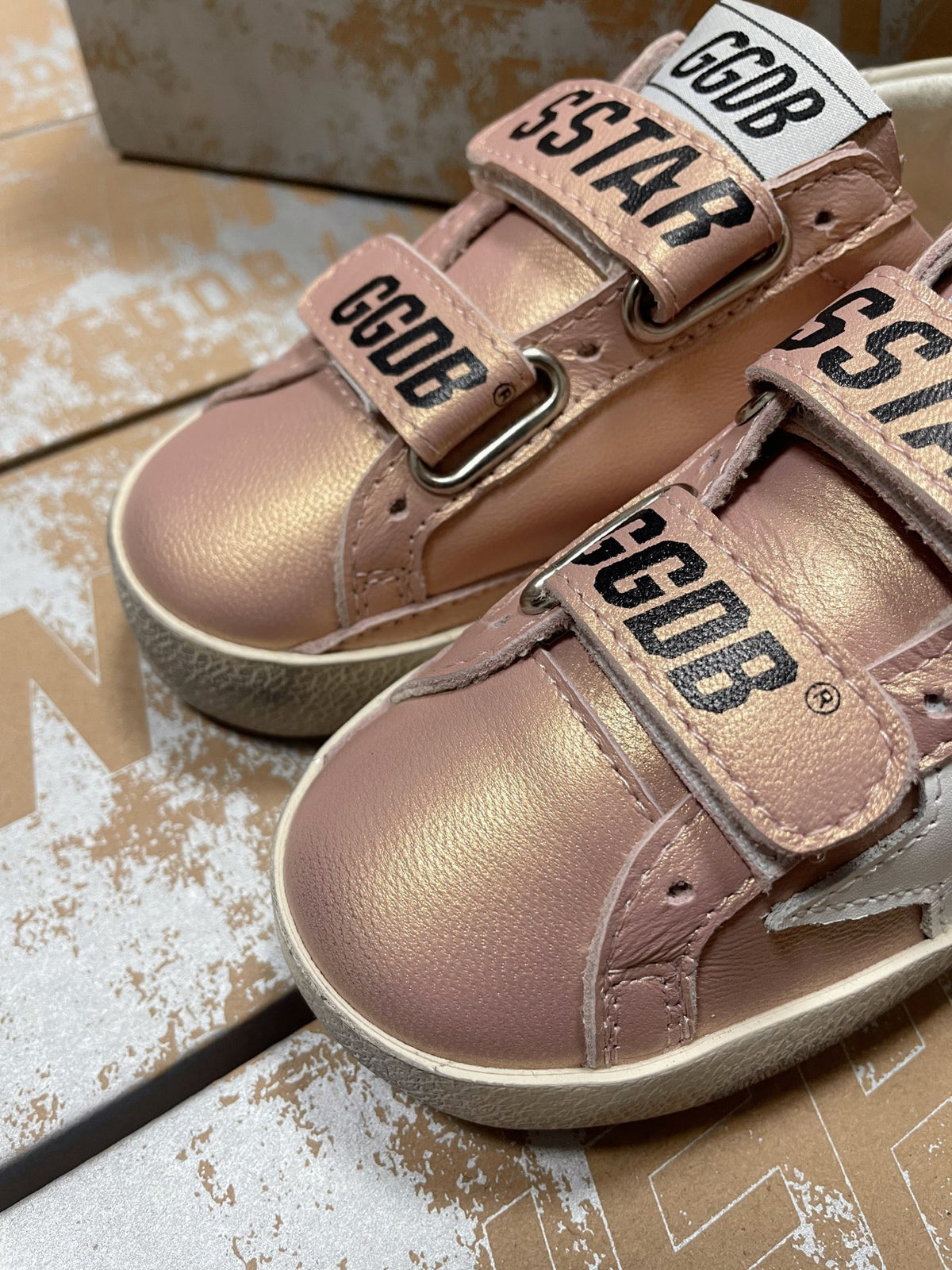 Golden Goose Children
