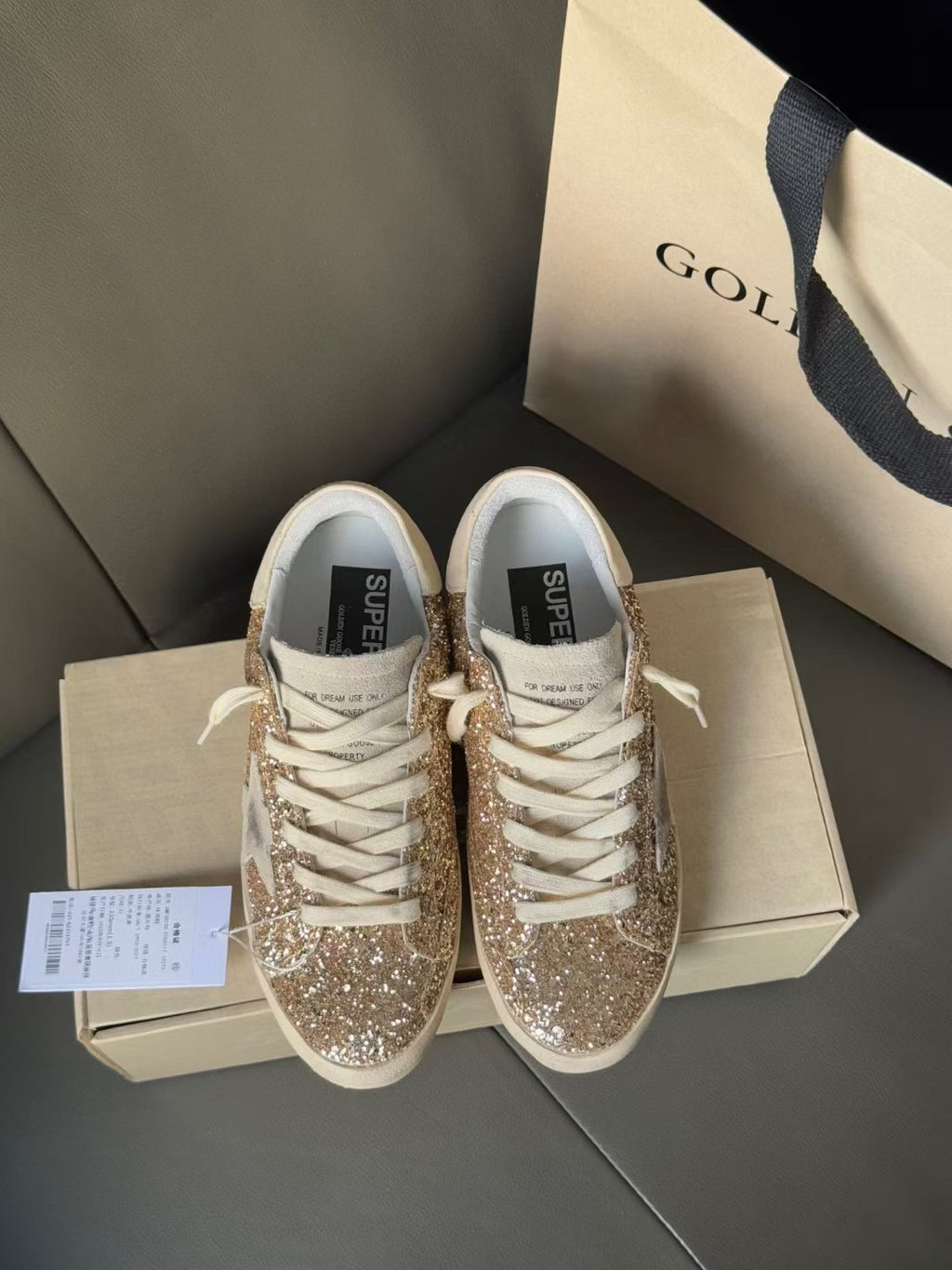 Golden Goose Super-Star