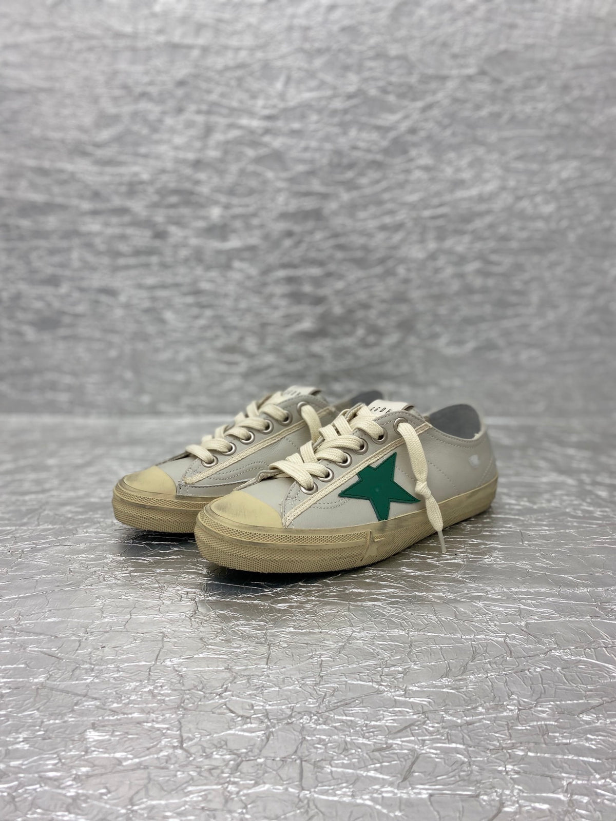 Golden Goose VSTAR2