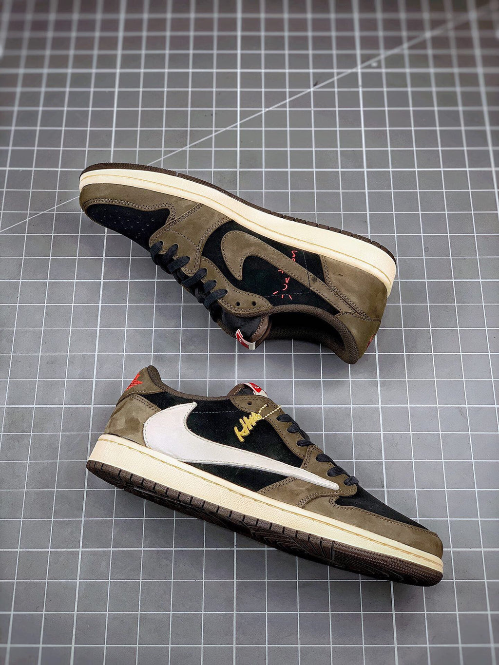 Zapatillas Nike TS x Air Jordan 1 Low