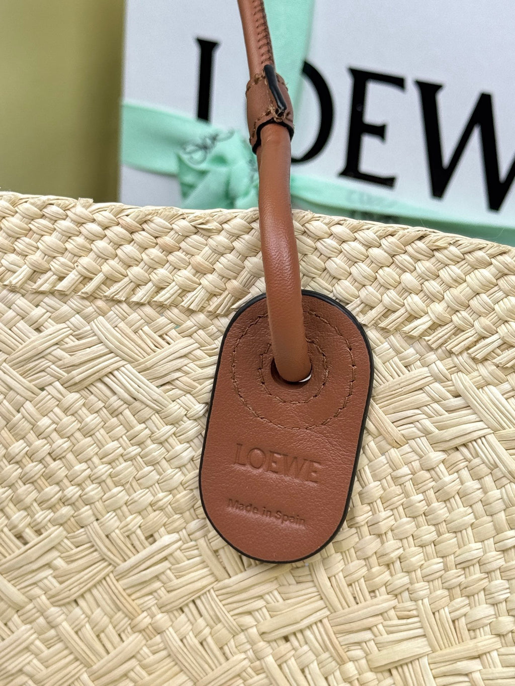 Bolso capazo Anagram LOEWE