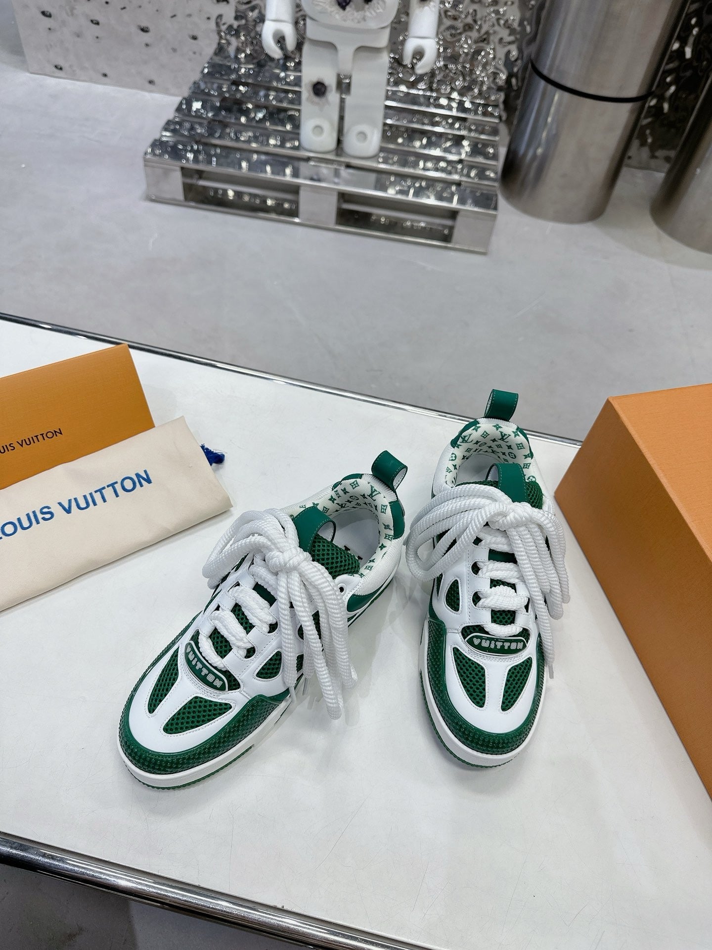 Louis Vuitton Skate Green