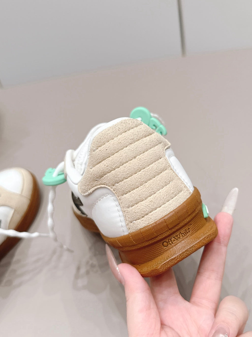 Off White