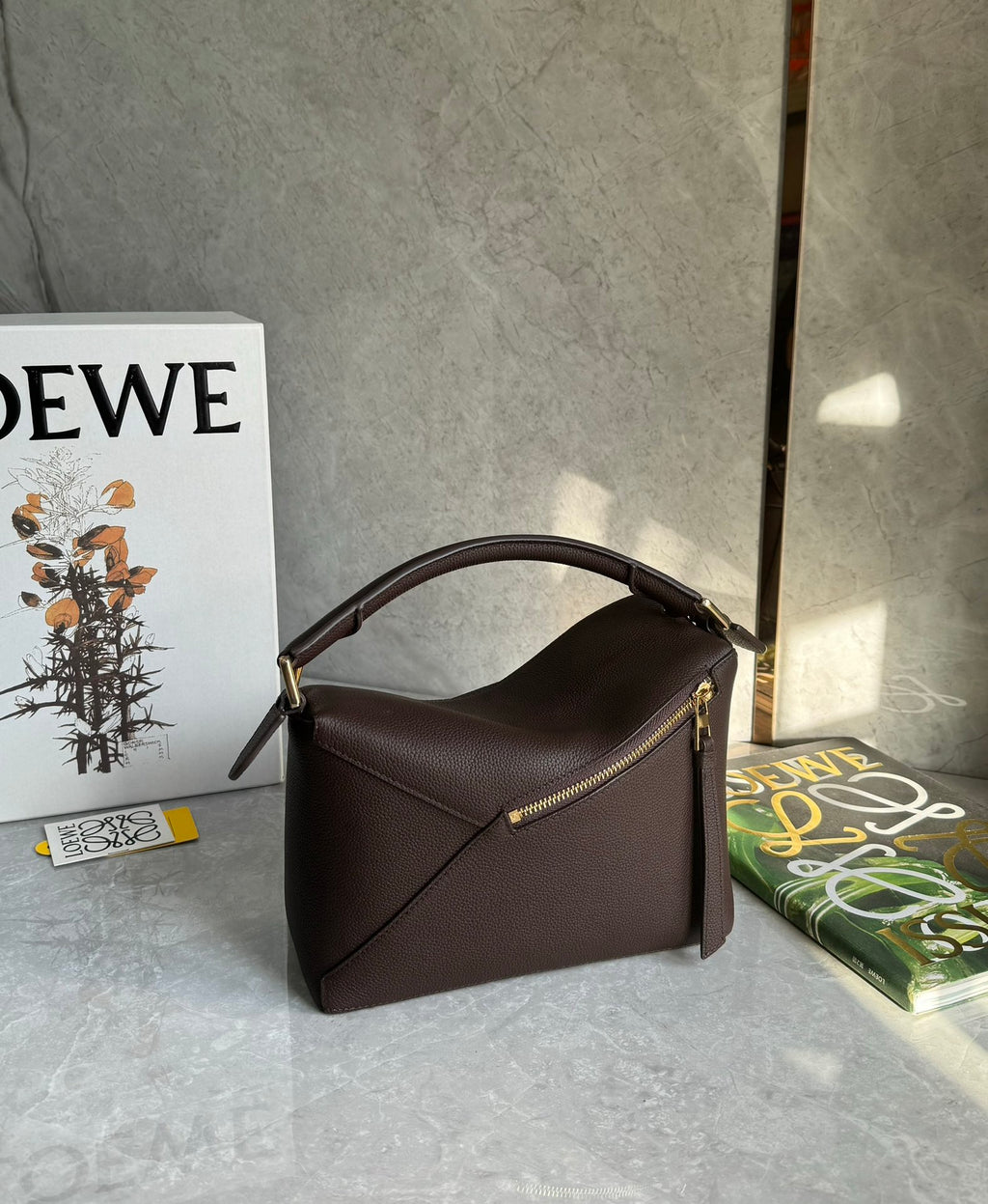 Loewe Puzzle Edge