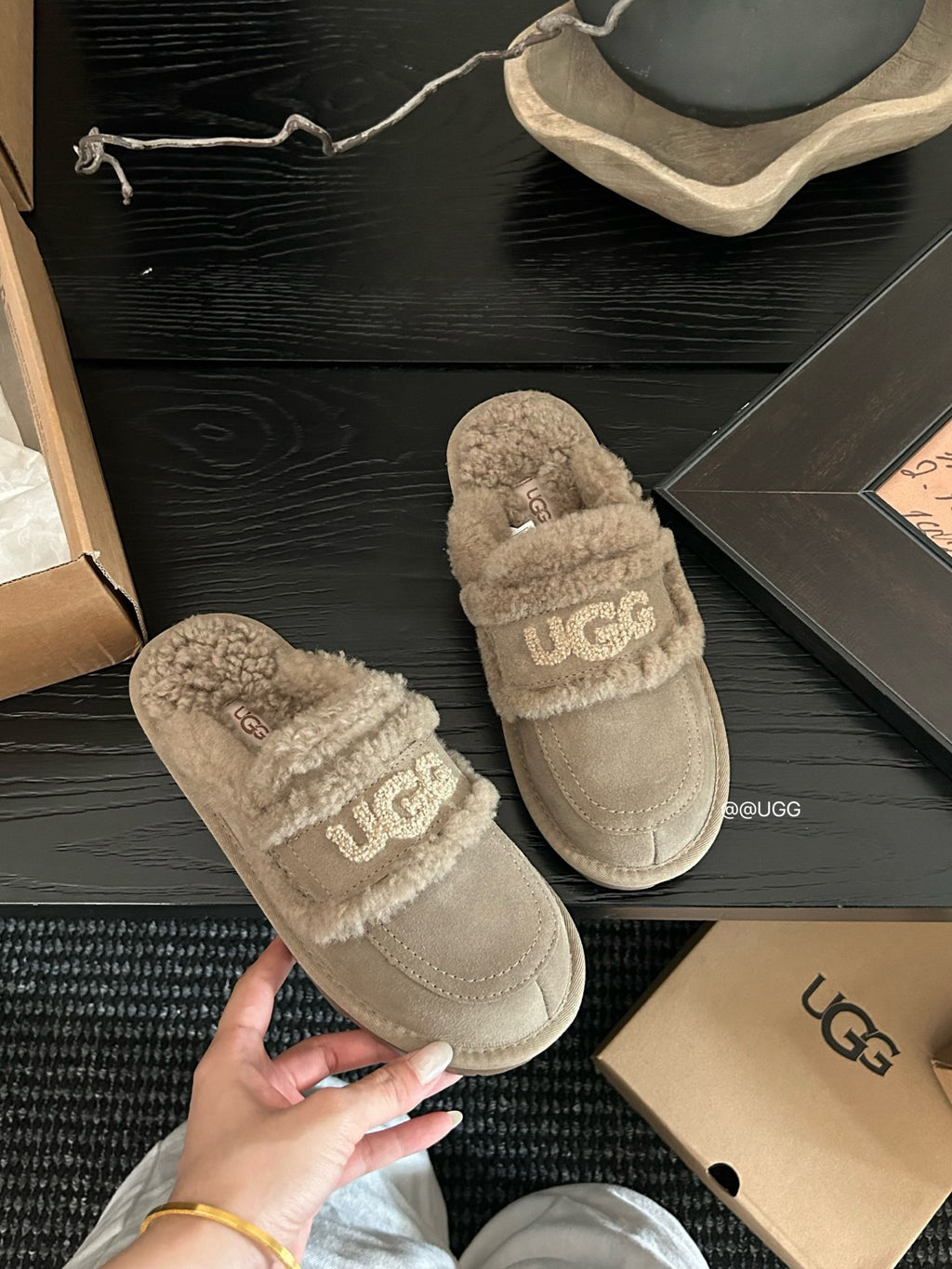 Zuecos UGG
